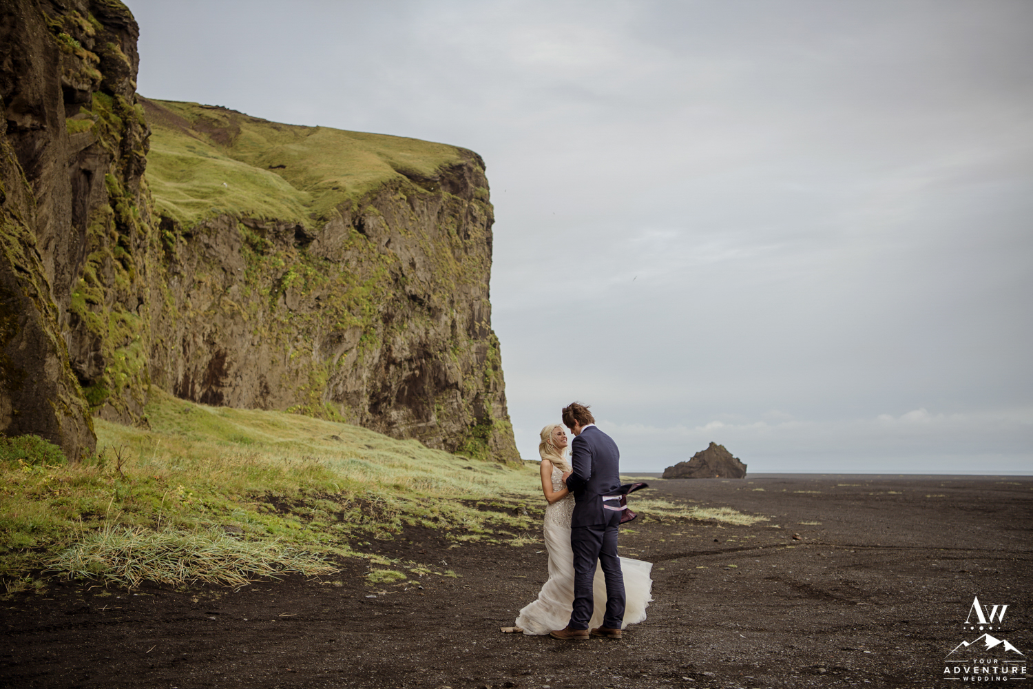 Romantic Iceland Wedding Photos