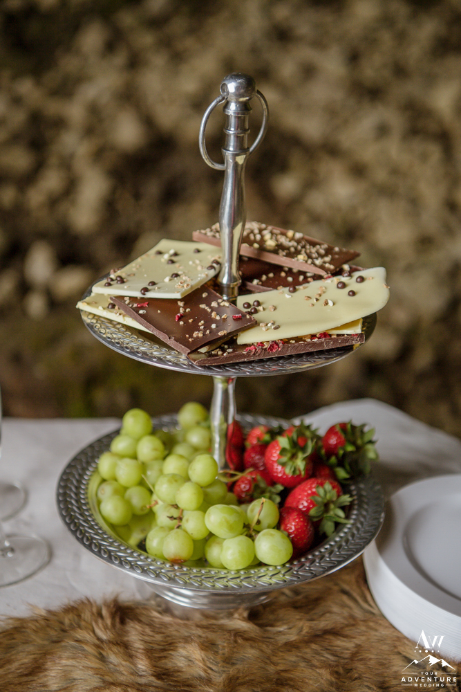 Iceland Luxury Champagne Toast