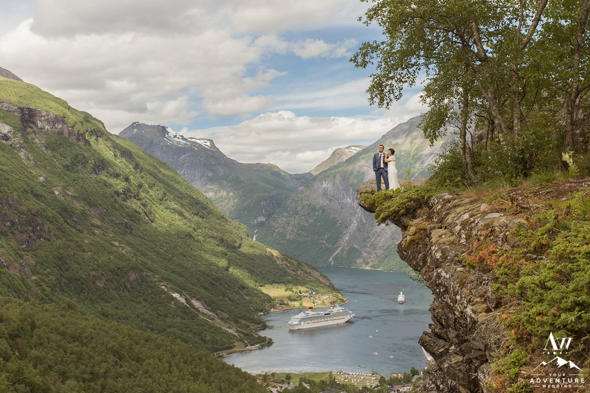 Norway Wedding Couple Standing on a cliff